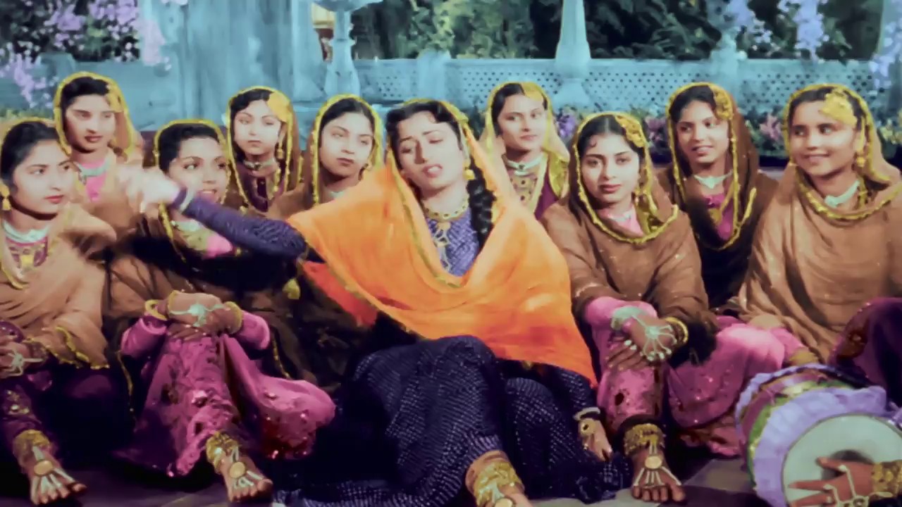 Mughal-e-Azam (1960) Coloured WEBRip Hindi 720p x264 AVC HE-AAC 2.0 ESub.mkv.0001